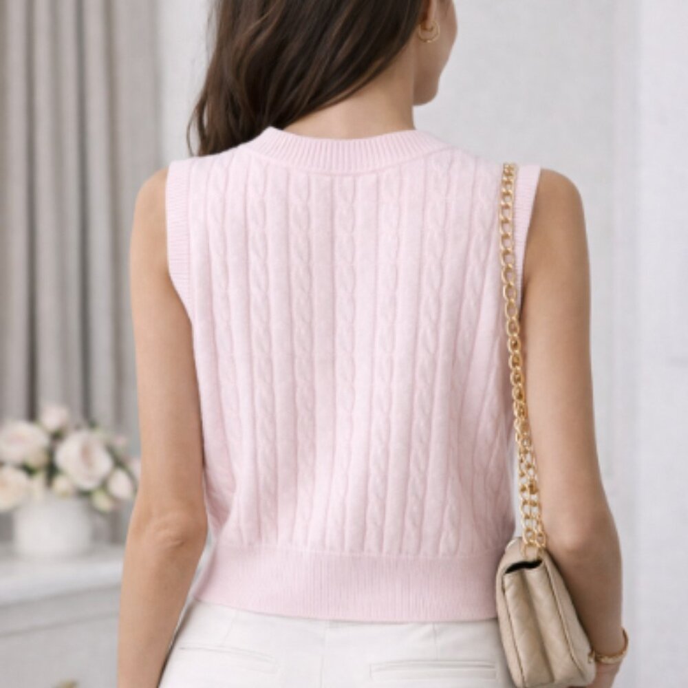 💗 Pink Cable Knit Sweater Vest – 💗 Size XL - Picture 2 of 3